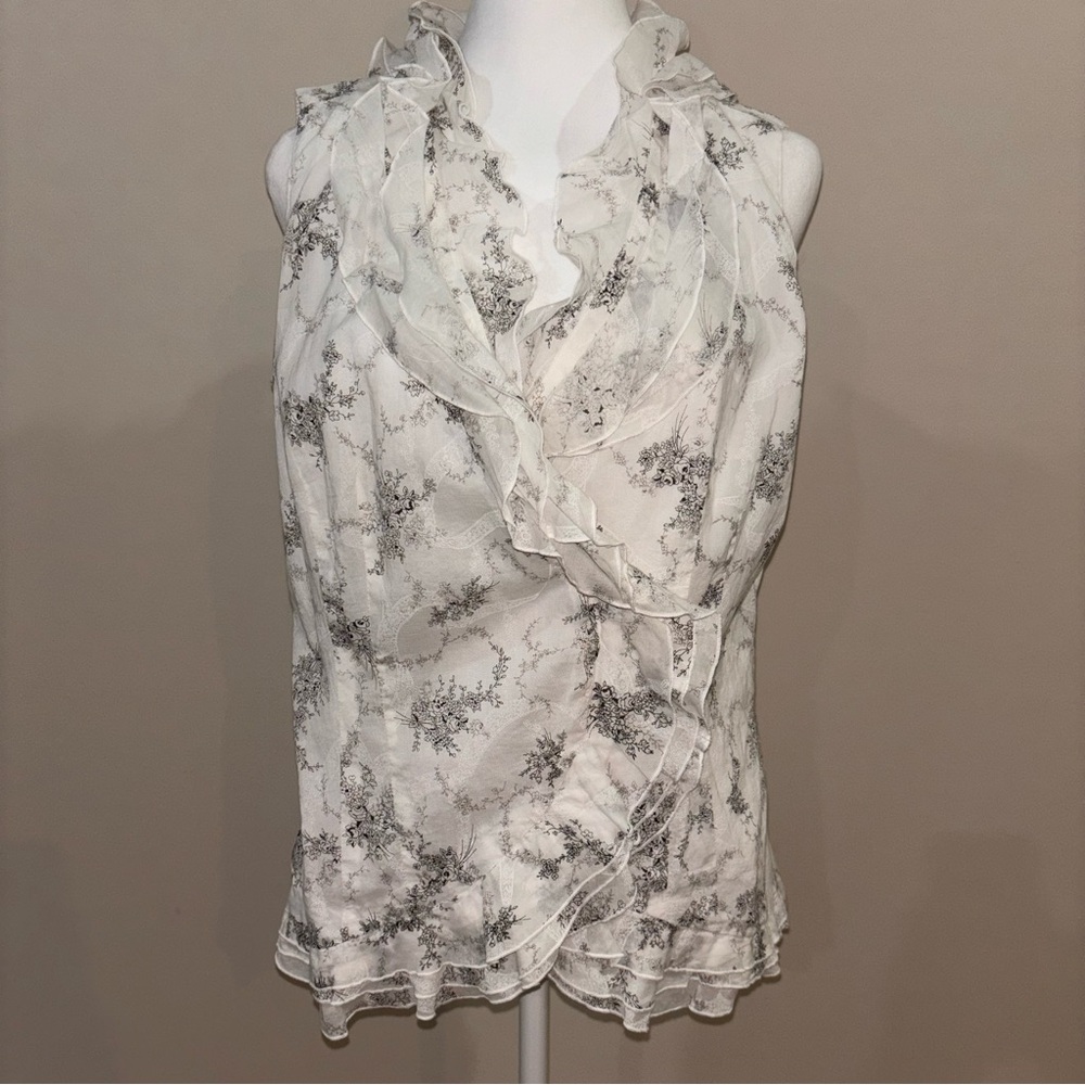 Finley Ruffle sleeveless Blouse Size L